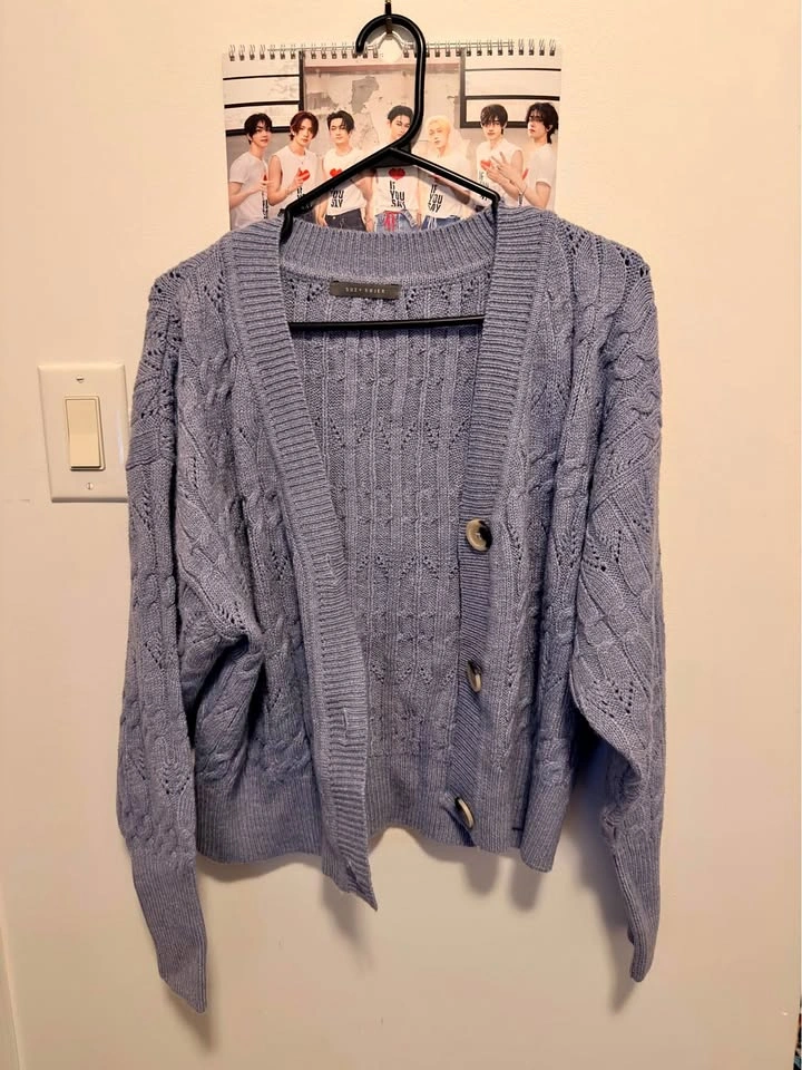 Suzy Shier Blue Knit Cardigan