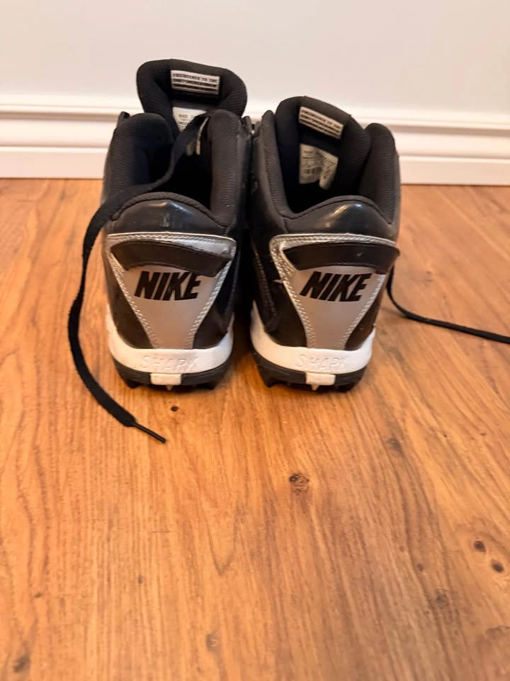 Nike Football Cleats – Size 14 👟🏈 (Open to Offers) - photo 3
