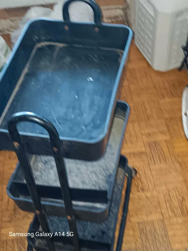 Rolling shelf carts thumbnail