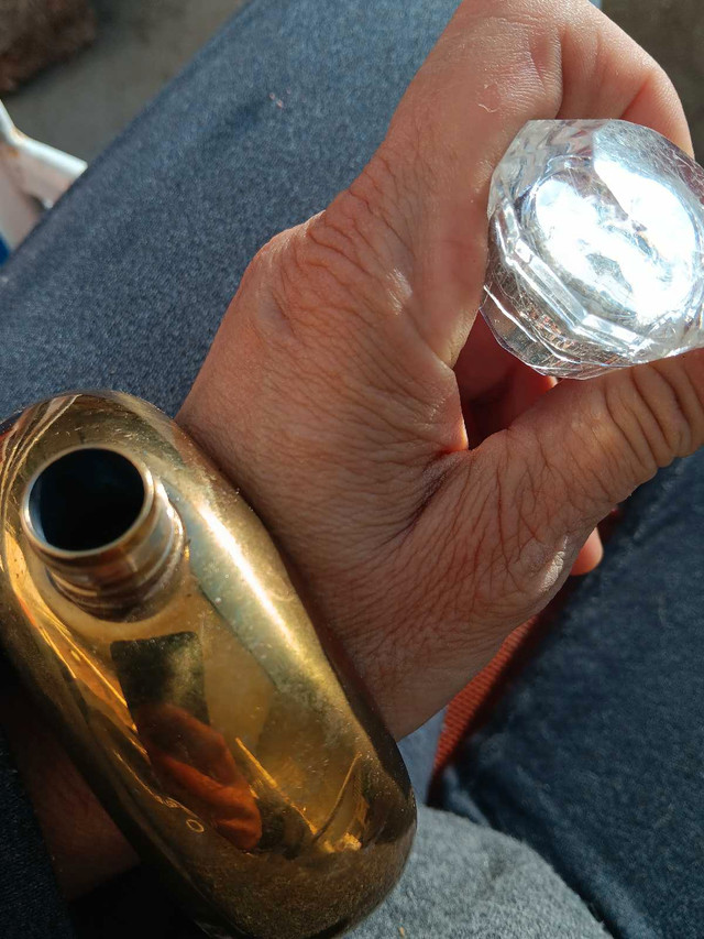 Diamond Ring Flask - photo 3