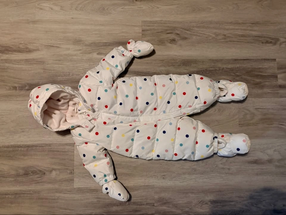 Baby Gap Snow Suit - 6-12 months - photo 3