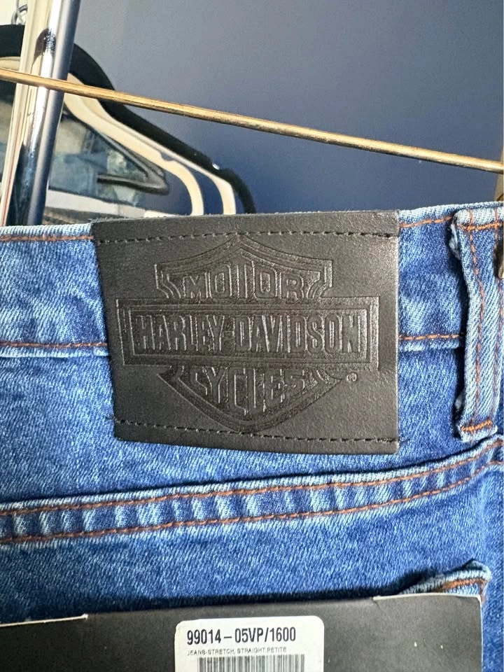 Harley-Davidson Women's Size 16 Petite Straight Leg Jeans - photo 4
