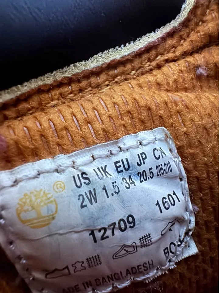 Timberland 6-inch Premium Waterproof Boots Size 2W image indicator(4)