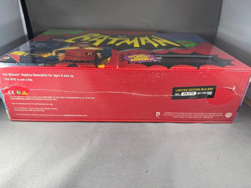 Sealed Batman 1966 TV Series Limited Edition Blu-ray Set - photo 3