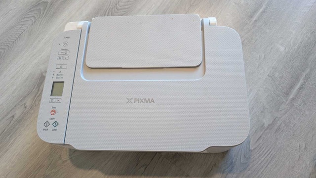 Canon PIXMA TS3420 Wireless All-In-One Printer - photo 2