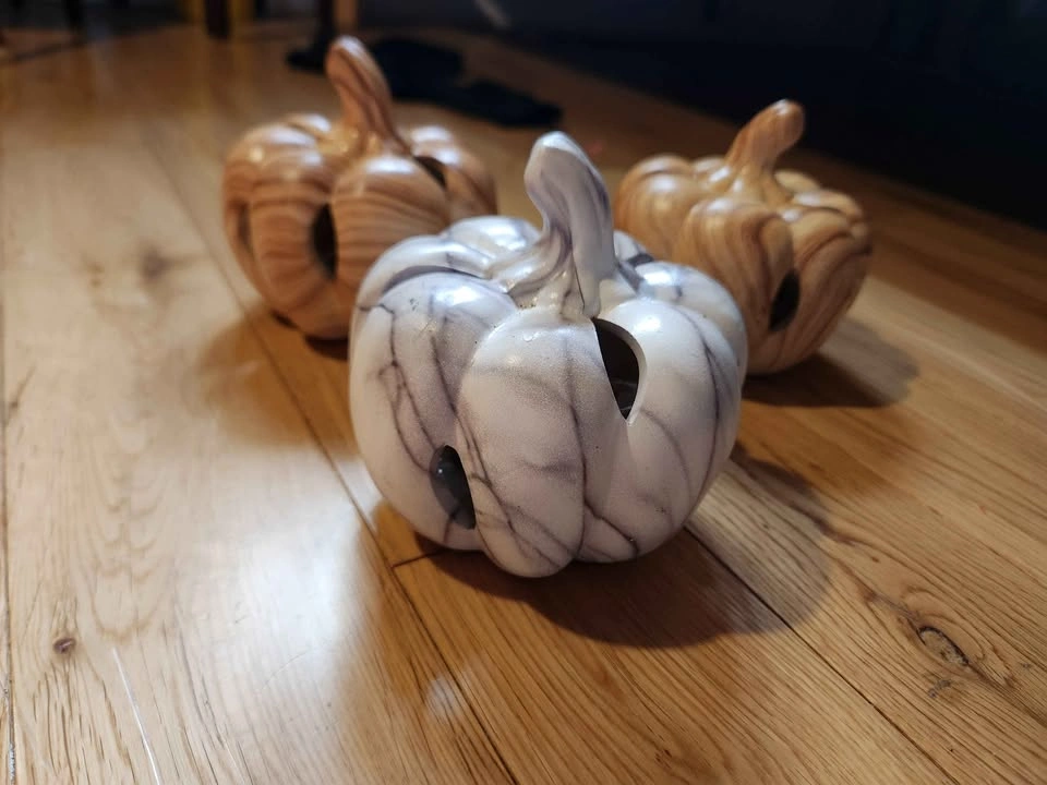 HALLOWEEN DECORATIONS!! - photo 2