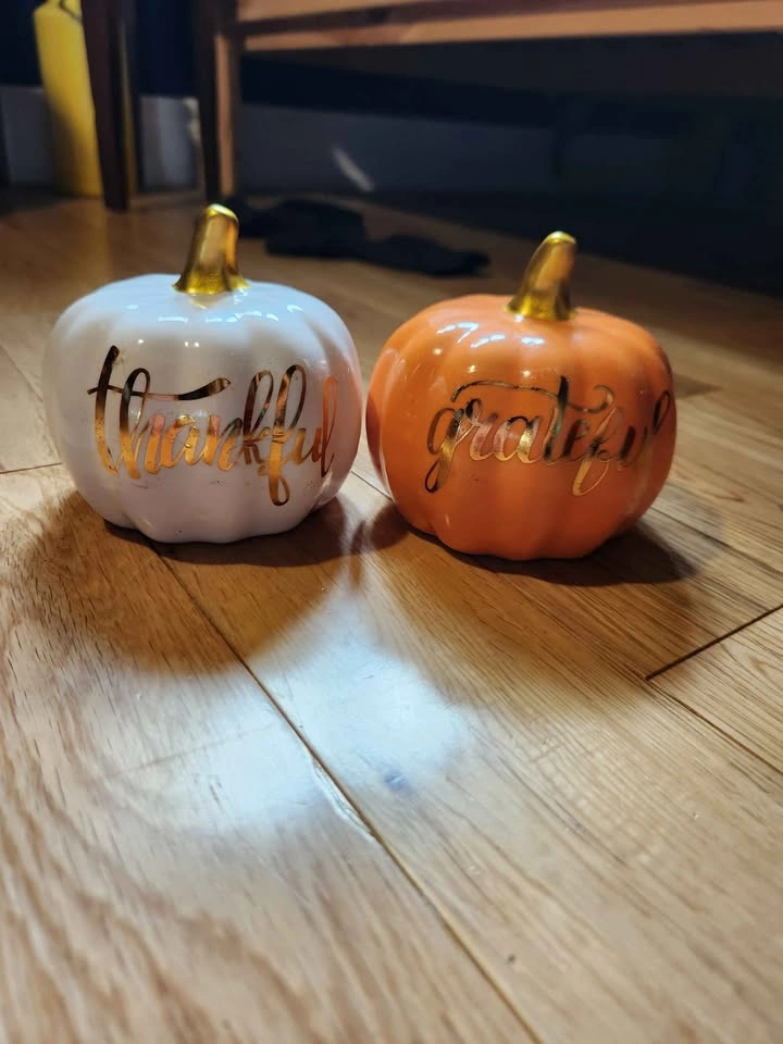 HALLOWEEN DECORATIONS!! - photo 4