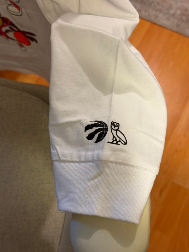 OVO x Toronto Raptors Looney Tunes Long Sleeve T-Shirt - NEW - photo 4