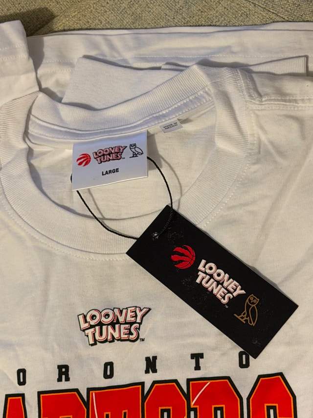 OVO x Toronto Raptors Looney Tunes Long Sleeve T-Shirt - NEW - photo 5