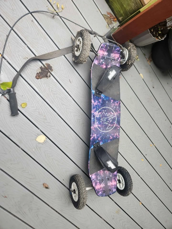 MBS Colt 90X (Constellation graphic) Mountainboard!!!