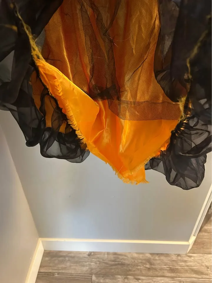 Girls Size M Witch Costume image indicator(5)