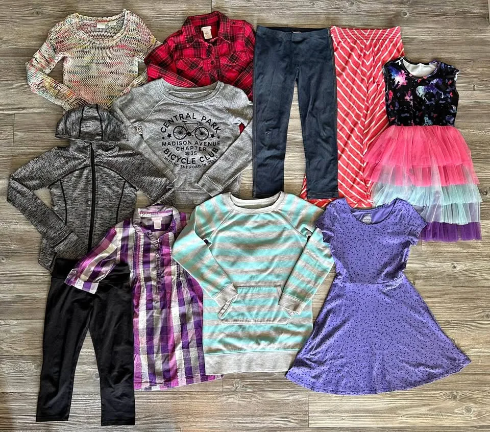GIRLS’ size 7/8 CLOTHING LOT thumbnail