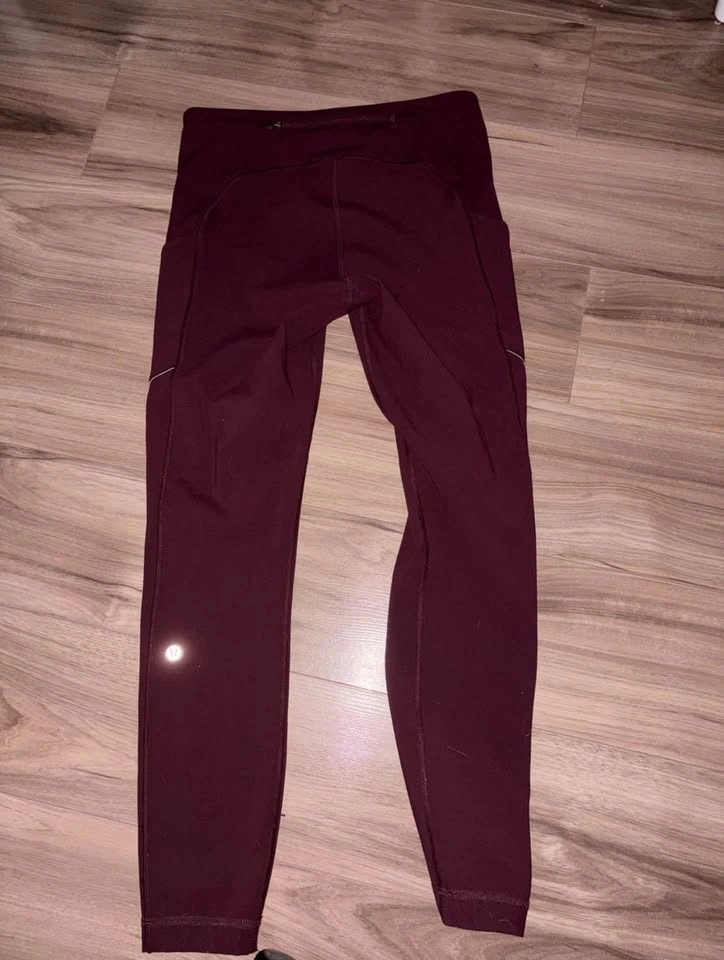 Lululemon Athletica High-Rise Leggings in Burgundy Bay - photo 3
