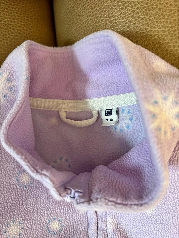 Girl’s fleece sweaters