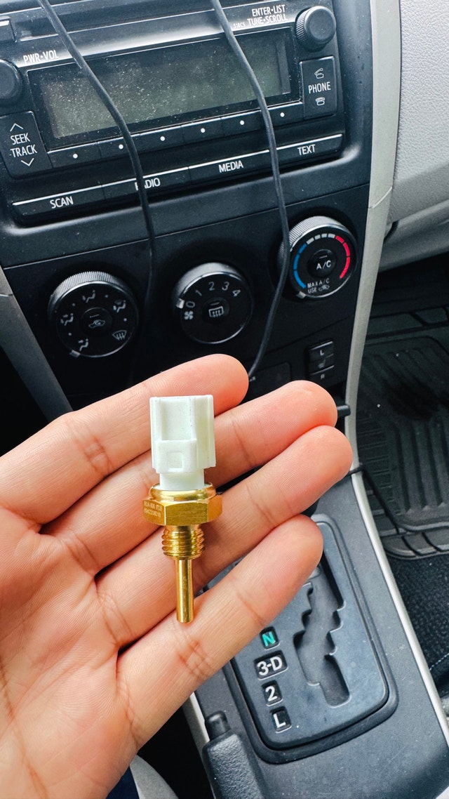coolant temperature sensor - photo 3