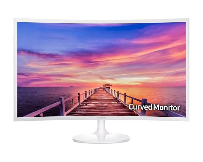 Samsung 32" Essential Curved Monitor
