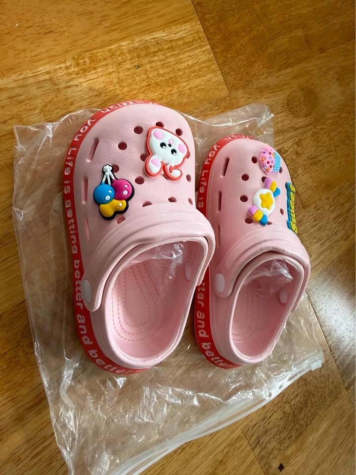 Toddler Girls Pink Clog Sandals - Size 9 / EU 26 - photo 2