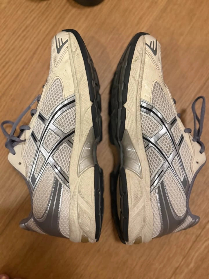 ASICS Cream & Grey Running Sneakers - photo 2
