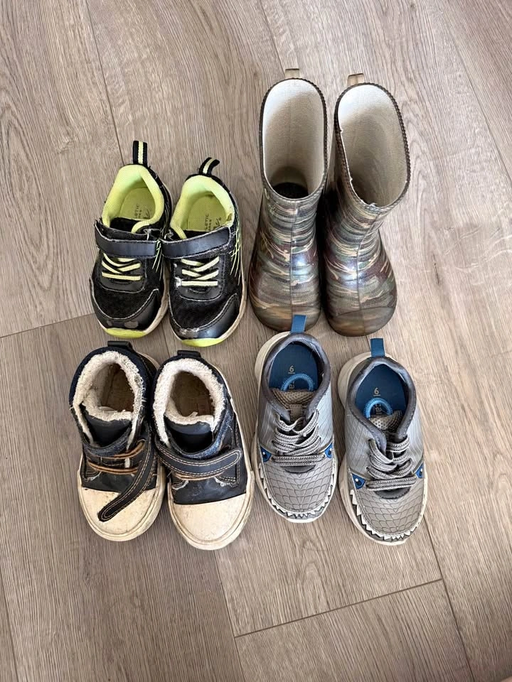 Size 6 boys toddler shoes