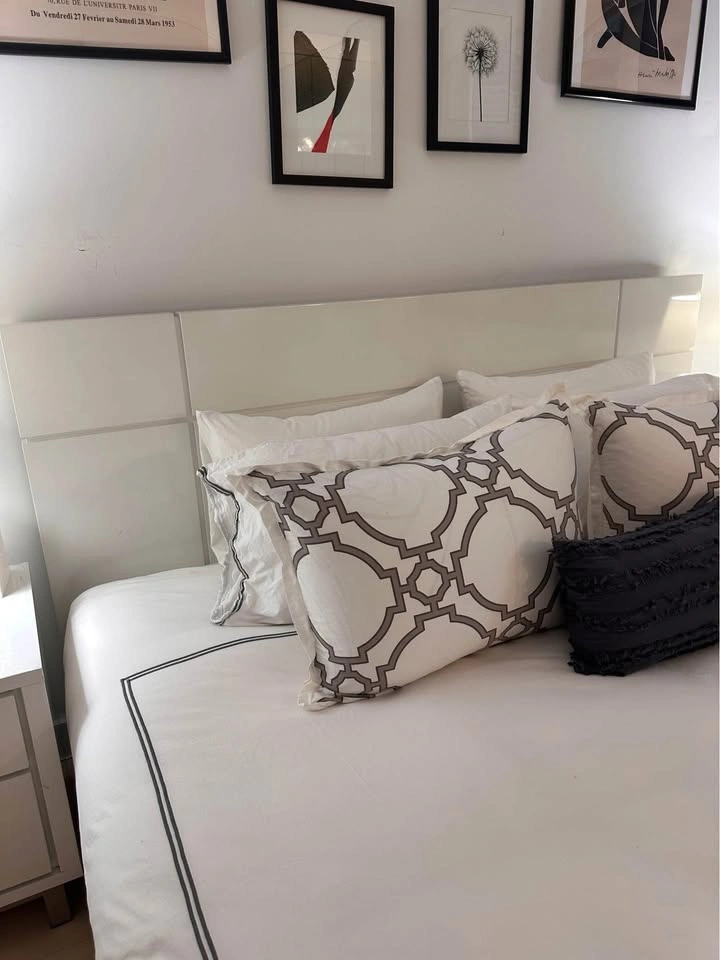 Crate&Barrel Bed - photo 2
