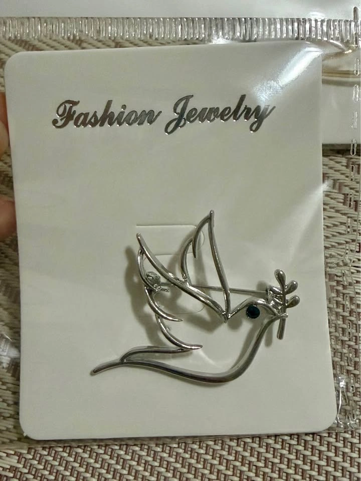 Peace Dove Olive Branch Brooch (Only Silver‑tone Available) - photo 5