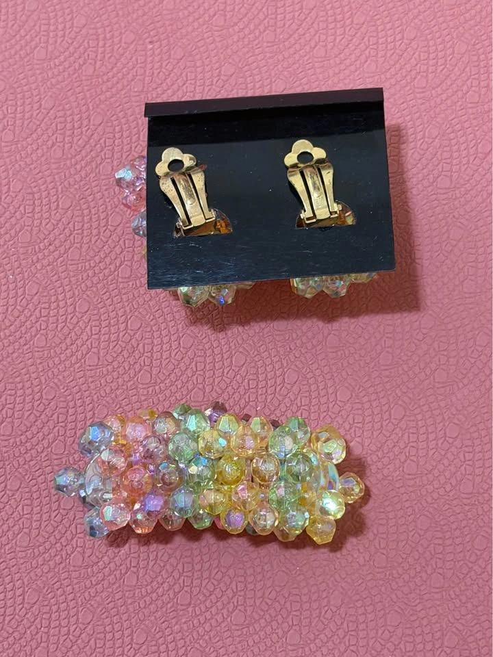 Vintage Gradient Crystal Cluster Clip On Earrings - photo 2