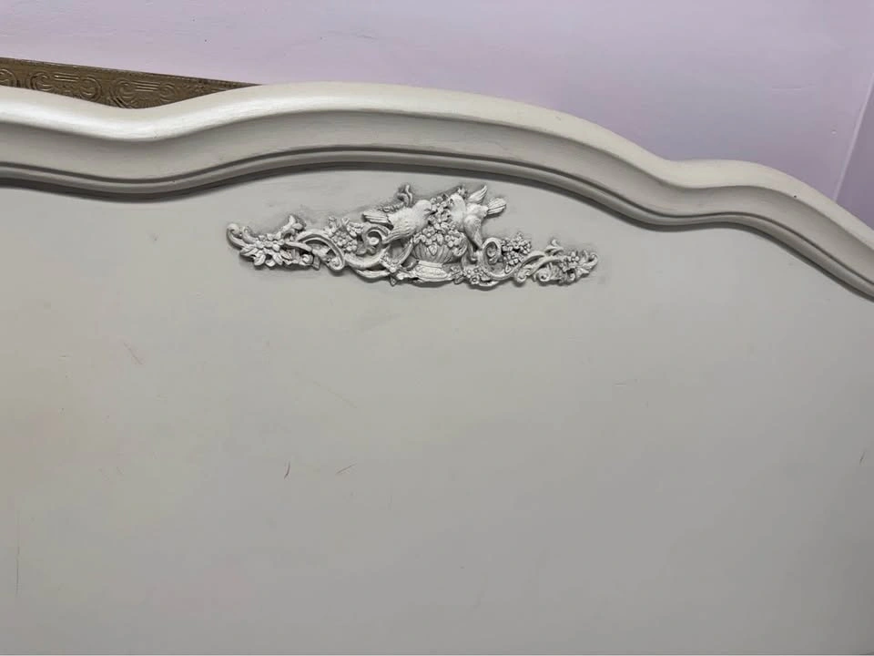 French Provincial Style Bed Frame (mattress & box spring not inc - photo 2