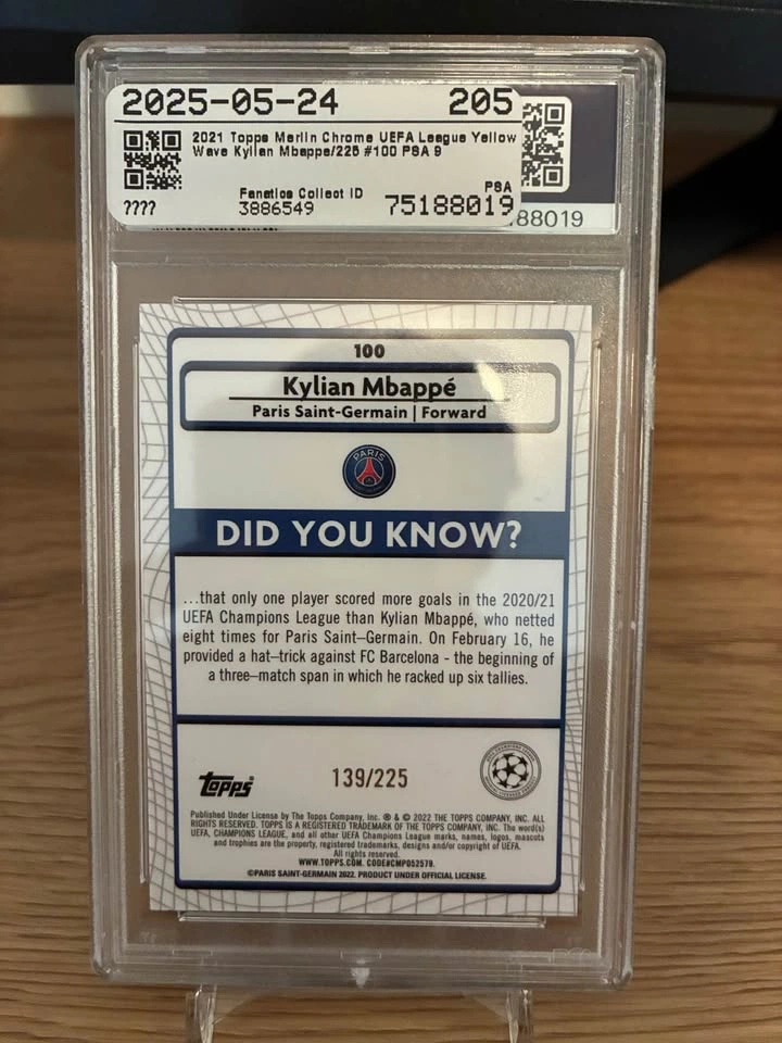 2021 Topps Merlin Chrome Kylian Mbappé Yellow Wave /225 PSA 9 - photo 2