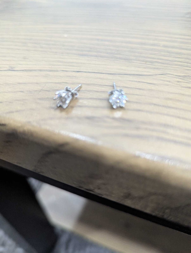 Moissanite Earrings - photo 4
