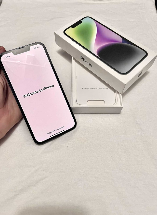 Apple iPhone 14 - photo 2