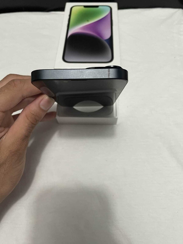Apple iPhone 14 - photo 4