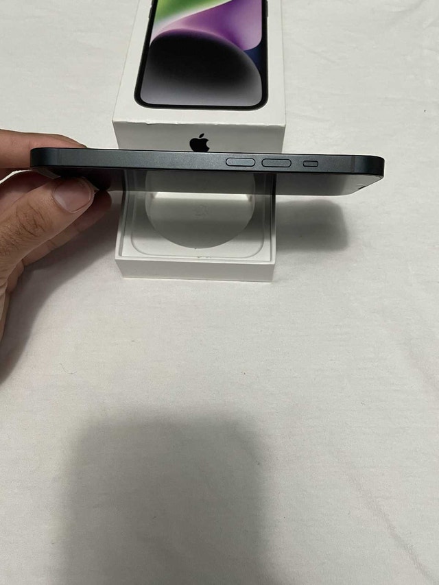 Apple iPhone 14 - photo 5