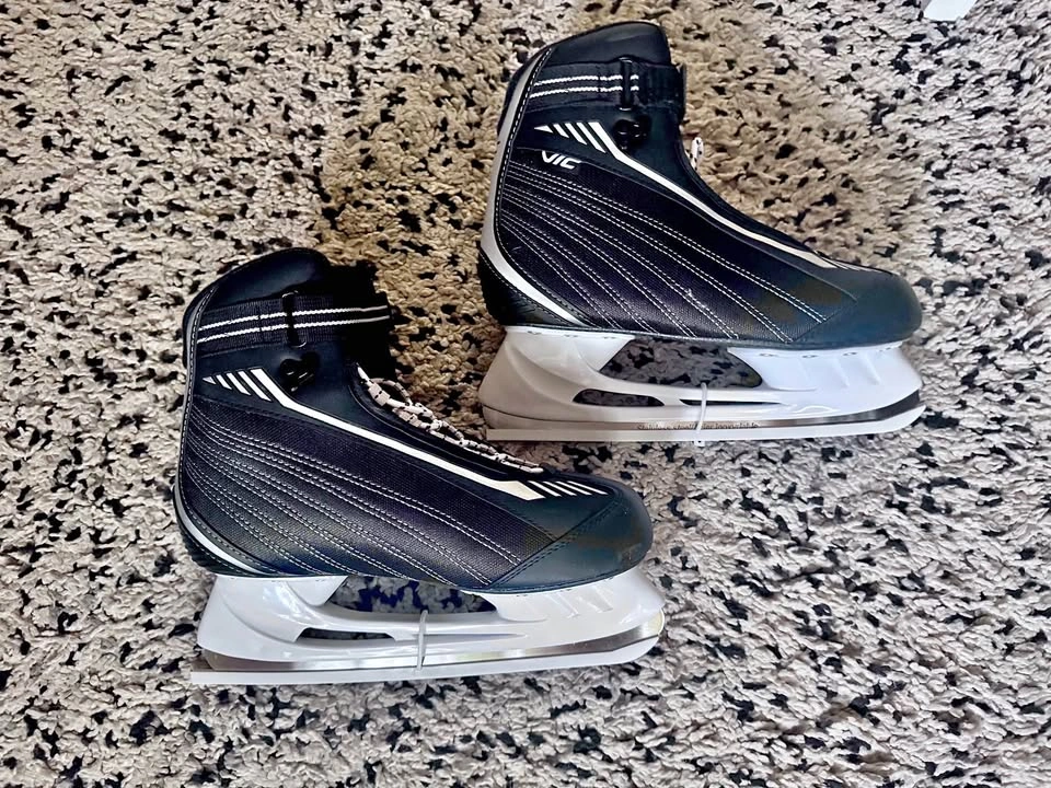 Vic Ice Skates - Brand new never worn