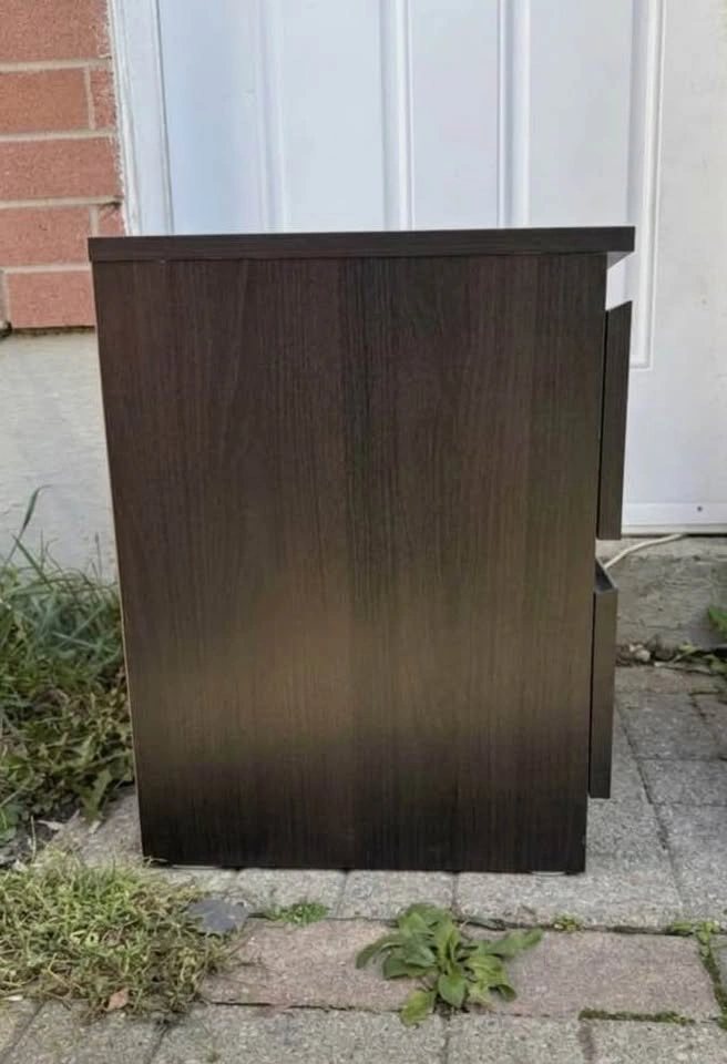 Pair of Dark Brown 2-Drawer Nightstands / Bedside Tables - photo 2
