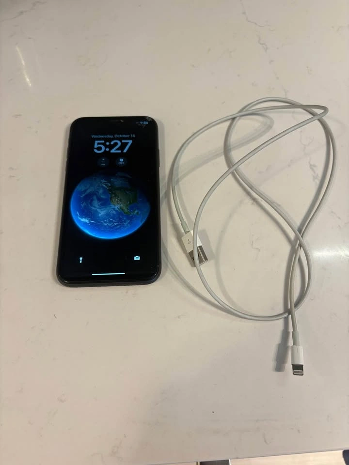 Apple iPhone 11