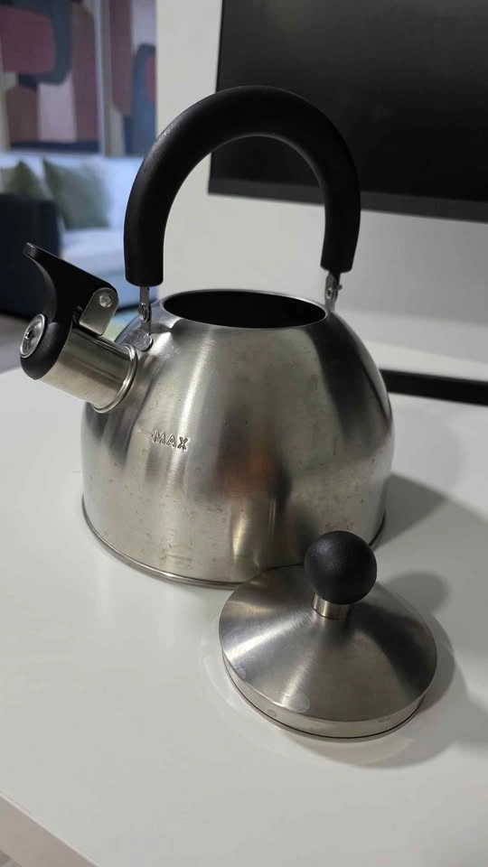 Whistling Tea Kettle - photo 2