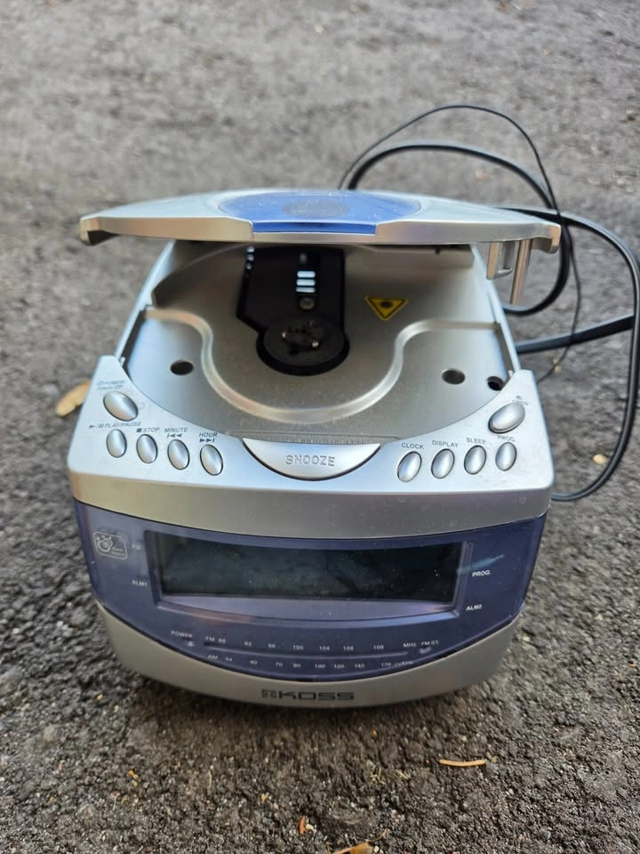 Various Electronics for Sale in Millrise SW - photo 2