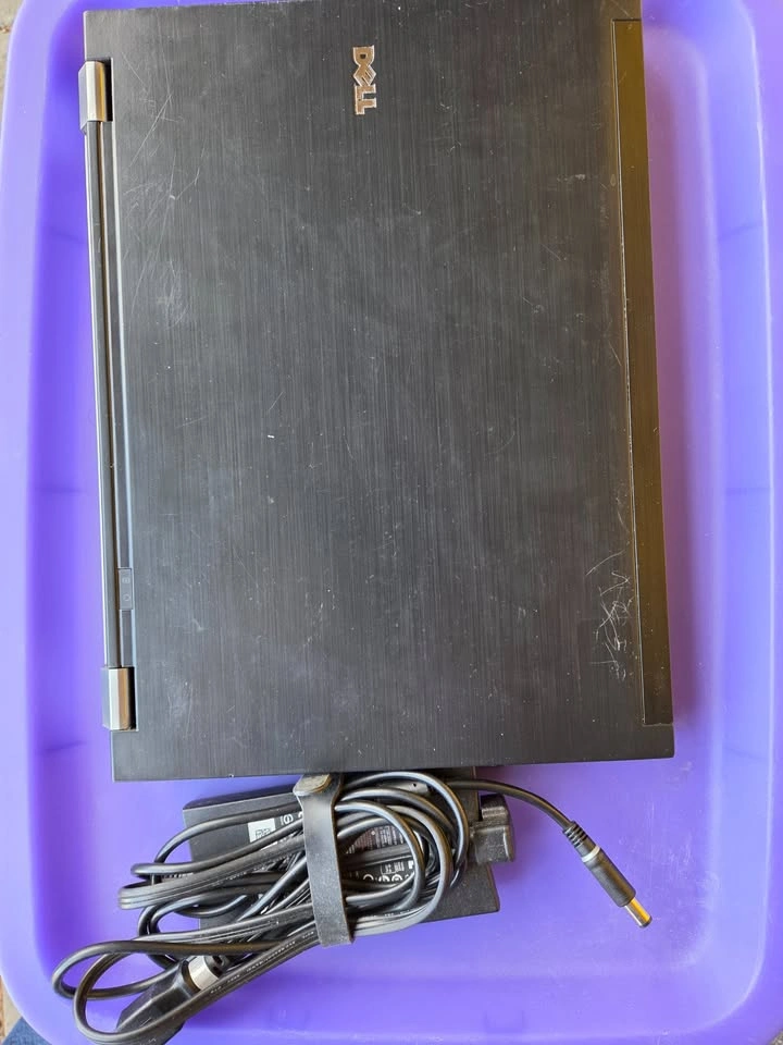 Dell Laptop E6500 - Needs Battery Replacement - photo 3