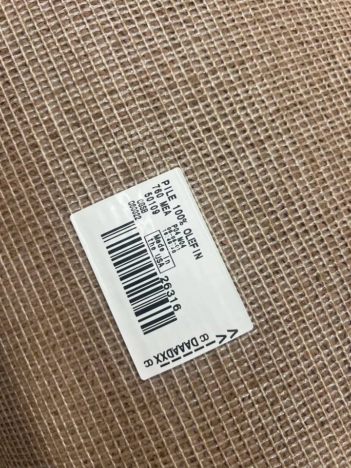 NEW Rose Pink Plush Carpet Roll, 12 x 30 ft (360 sq ft) - photo 4