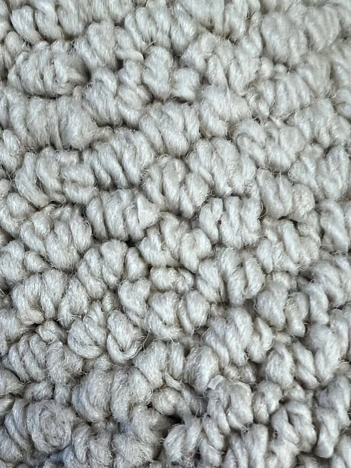 NEW Cream Berber Carpet Roll, 12 x 11.5 ft, Thick Chunky Loop