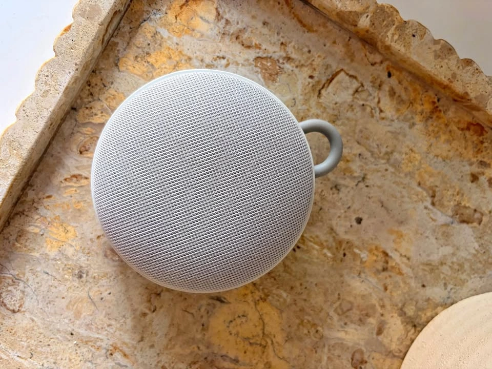 Yogasleep Hushh 2 Portable White Noise Machine – New