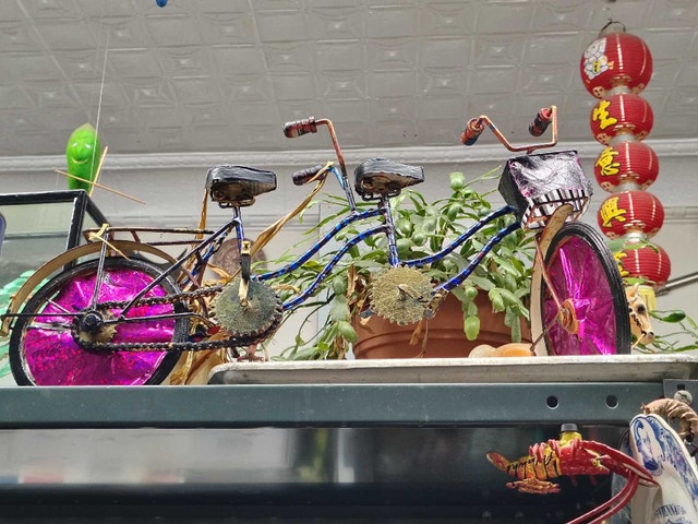 Rare Vintage Bicycle - Handcrafted Decorative Wood & Metal - photo 2