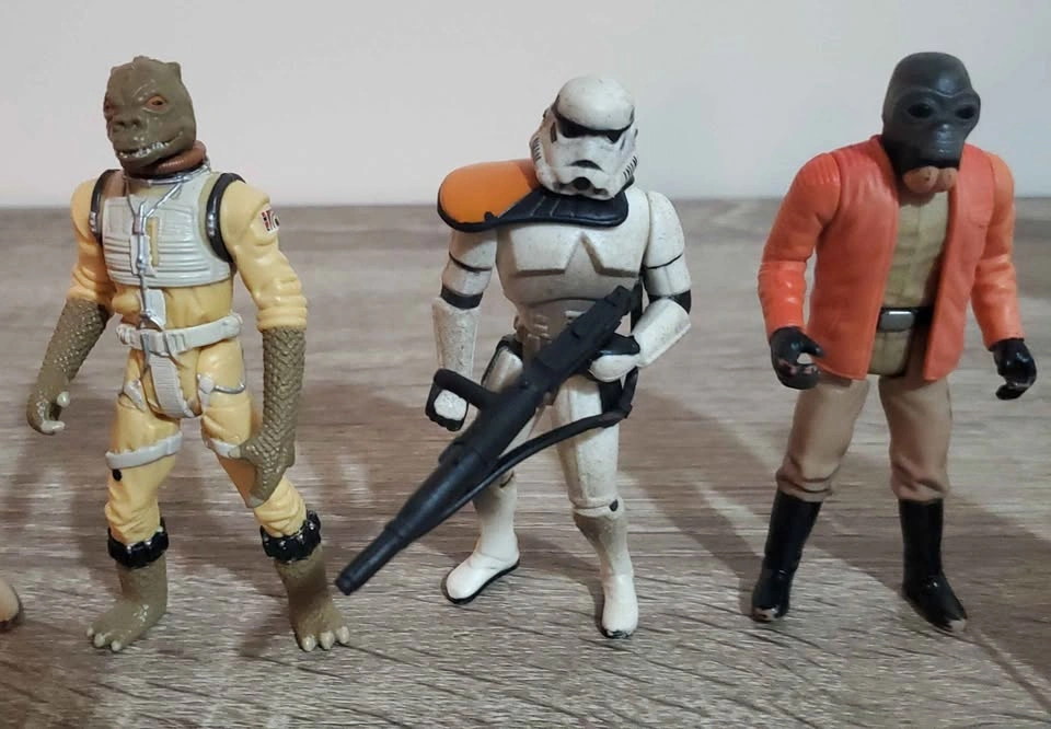 Mid 90s Vintage Star Wars Action Figures Lot - photo 3