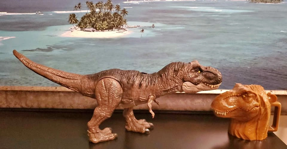 Jurassic World T-Rex Collector Lot - Flip-Top Head Mug & Figure