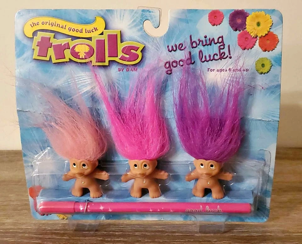 New Original Good Luck Trolls 3 Mini Figures and Pen Set