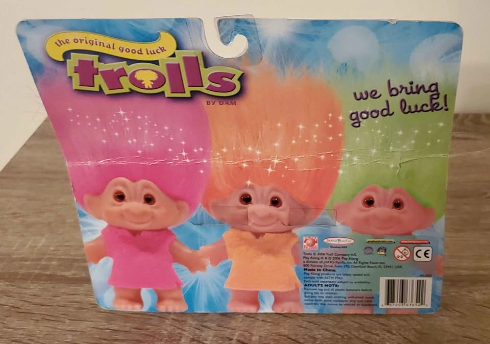 New Original Good Luck Trolls 3 Mini Figures and Pen Set - photo 4