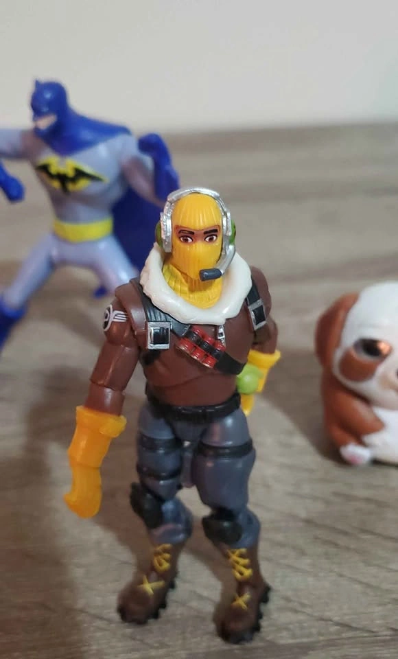 Batman, TMNT Leonardo, and Fortnite Raptor Action Figures - photo 4