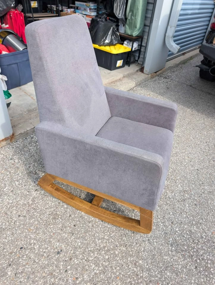 rocking chair - photo 3