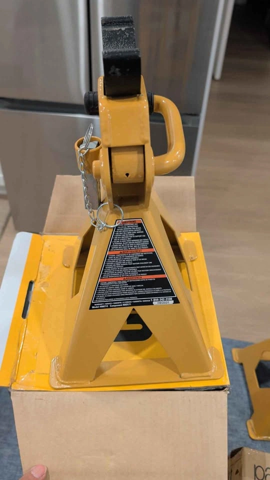 4 Ton Jack Stands with Safety Pin - photo 5
