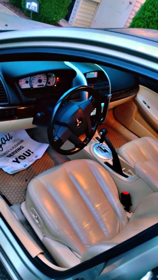 2006 Mitsubishi Galant - photo 2